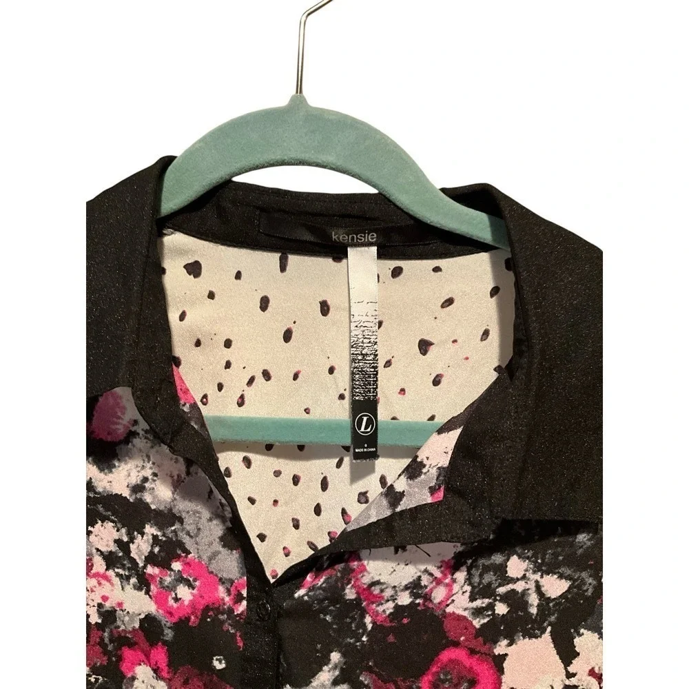 Kensie Button Dow Shirt  Women's Size L‎ Black Floral Collared Polyester Top